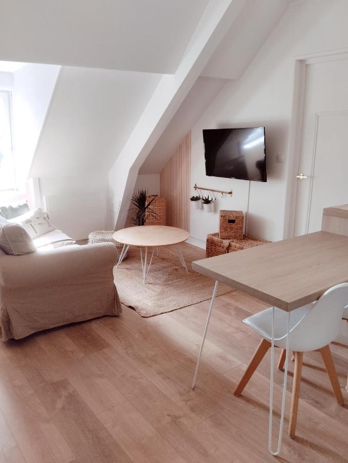 Perle Rare, Appartement Paisible Et Cosy 朗巴勒 外观 照片